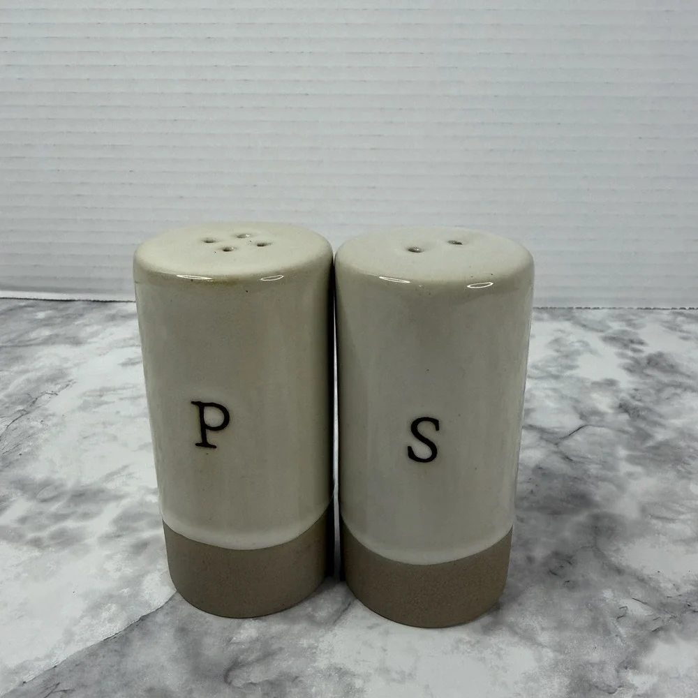 Hearth & Hand Stoneware Salt & Pepper Shakers Cream Tan P S Joanna Gaines EUC